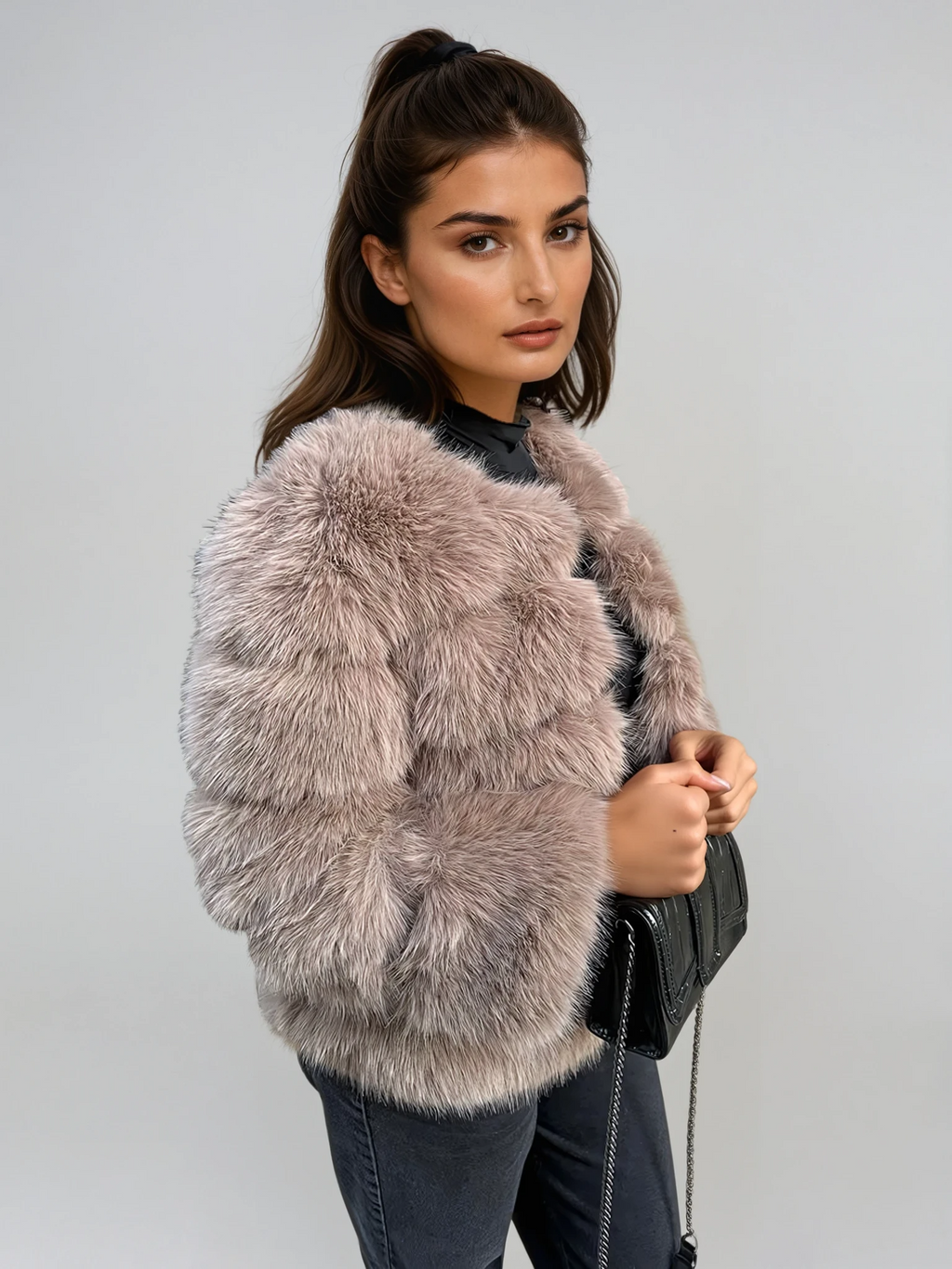 Eliyah Futrzany płaszcz